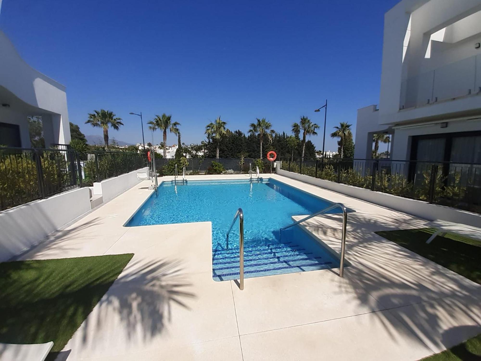 Los Miradores Del Sol By Mar Holidays Estepona Eksteriør bilde